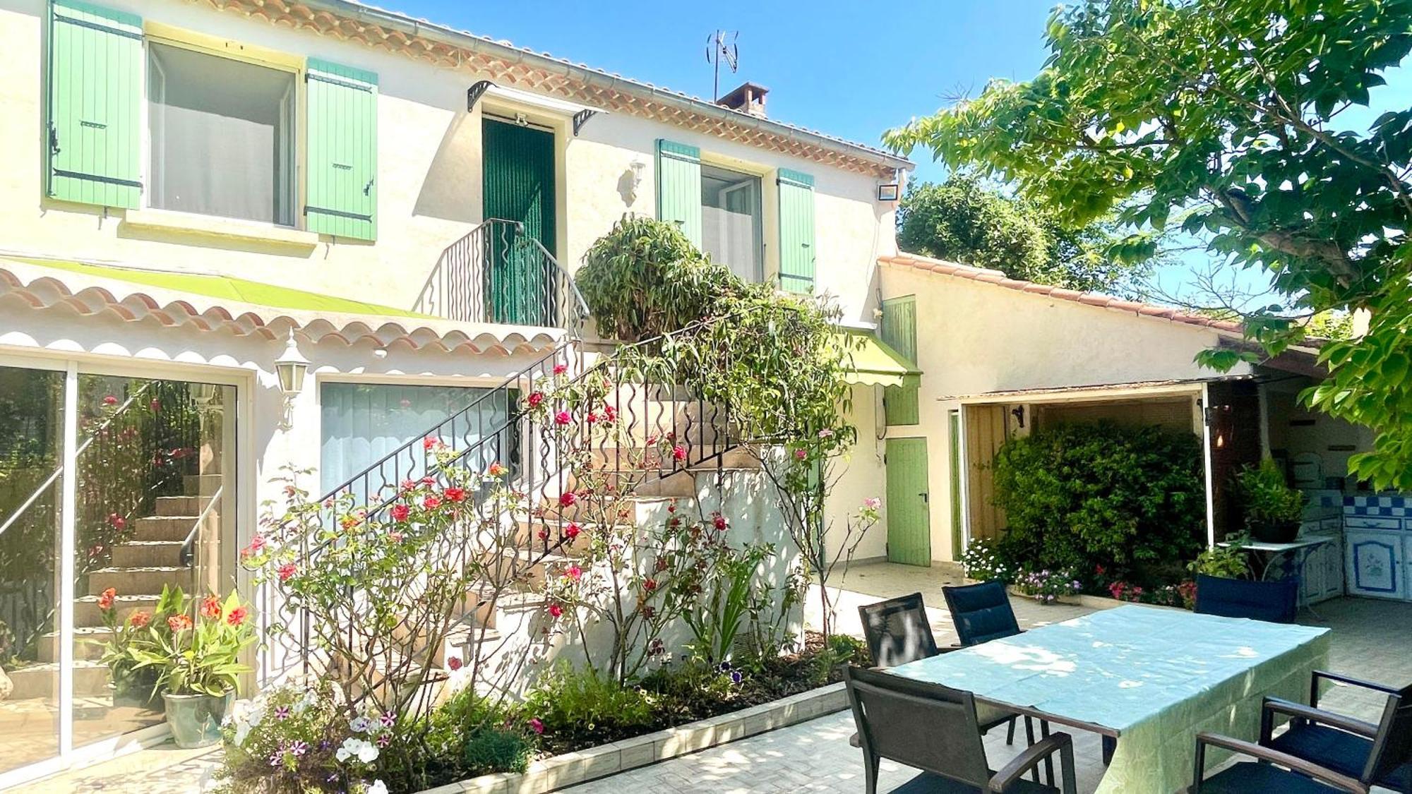 Cheval-Blanc Rendez-Vous Avec Les Cigales - Gite 6 Personnes 100M2 - Piscine Privee - Climatisation מראה חיצוני תמונה